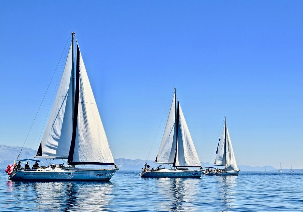 bateau à voile d'occasion