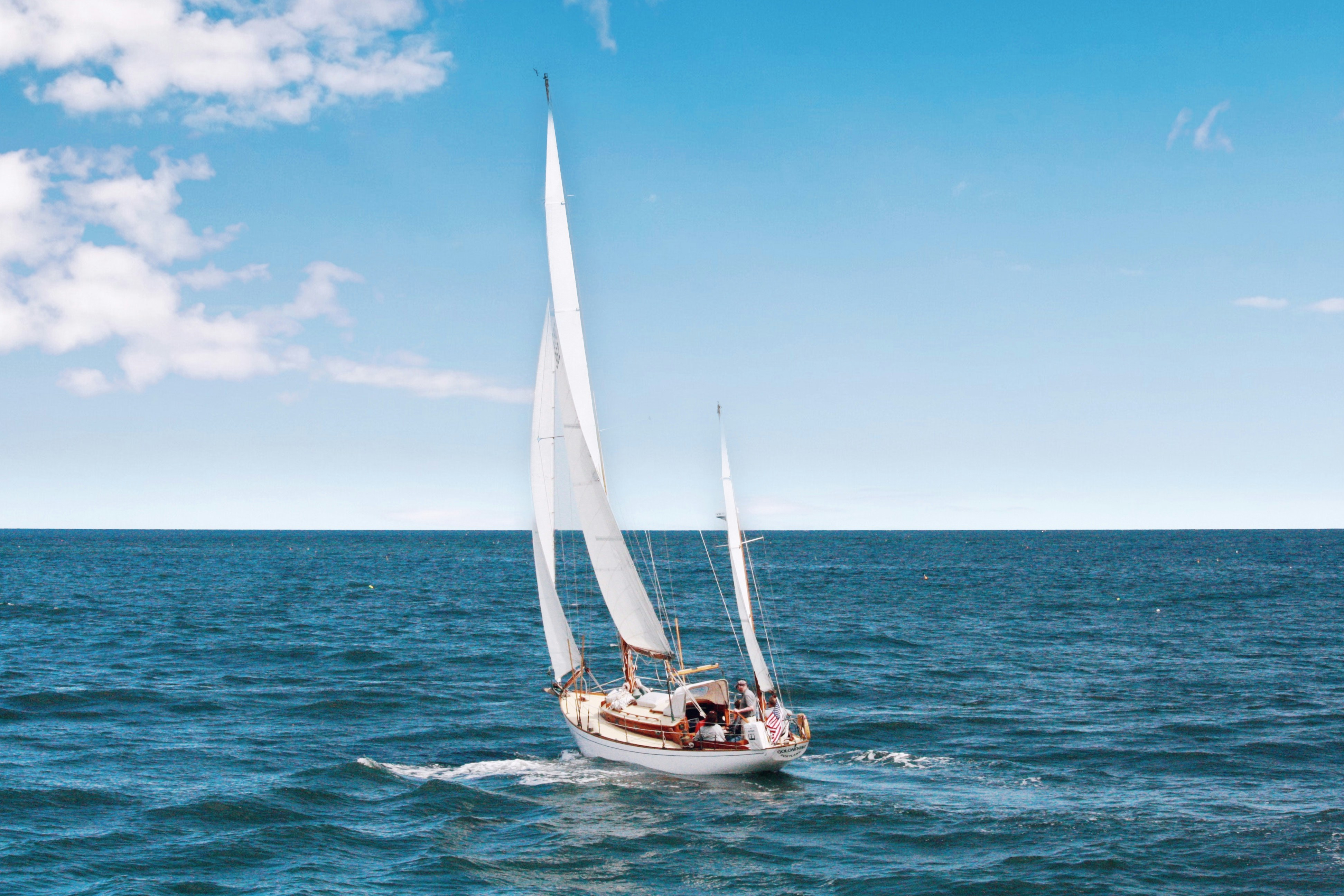 bateau à voile d'occasion